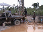 rig drilling deep water well